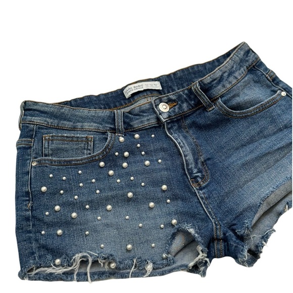 Zara Shorts Denim Distressed Jeans Women’s size US 8 - Picture 6 of 7